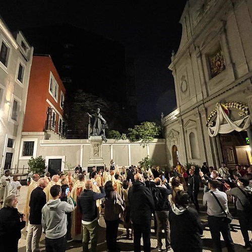 L'arte del minorese Mario Mansi arriva a Istanbul: suo il mosaico del "Papa Buono" sulla facciata della Cattedrale dello Spirito Santo