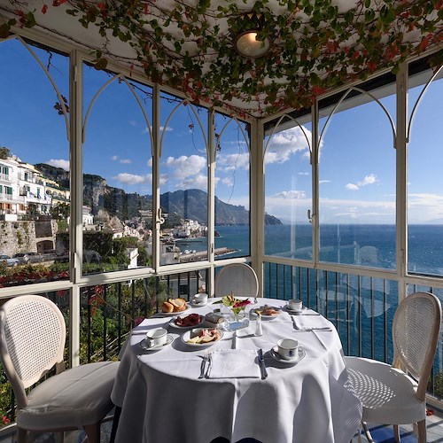 L'Hotel Santa Caterina di Amalfi cerca diverse figure lavorative in cucina e sala