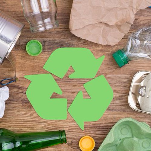 L'Italia ricicla 79% dei rifiuti, il doppio della media europea. E taglia CO2