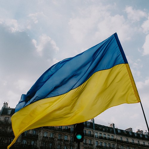 L'UE approva missione di assistenza militare all'Ucraina per addestrare le forze armate negli Stati Membri
