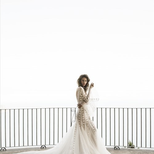 La bella Alane Souza vestita da sposa su "Belle Bridal Magazine". Gli scatti dalla Rondinaia che fu di Gore Vidal