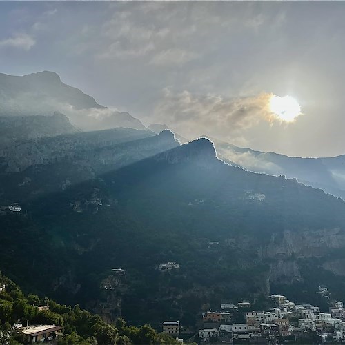 La Chiesa ricorda Sant'Elia, Profeta. Meteo: soleggiato. Good Morning News