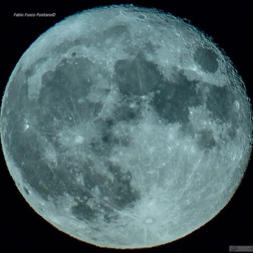 La Magia delle Stelle a Santa Maria al Castello: una notte con la Superluna Blu e Saturno