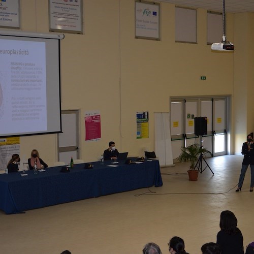 La Polizia di Stato incontra gli studenti 