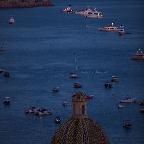 La Superluna vista da Positano nelle suggestive foto di Fabio Fusco