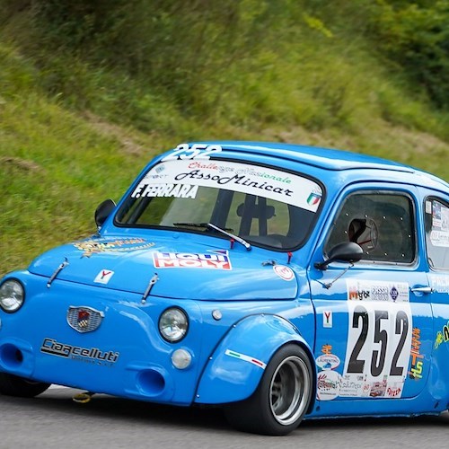 La "Tramonti Corse" sul podio con Francesco Ferrara al 57° Trofeo Luigi Fagioli di Gubbio