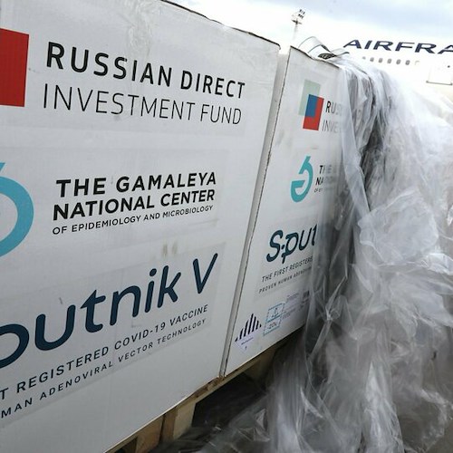 La Ue non esclude il ricorso al vaccino Sputnik