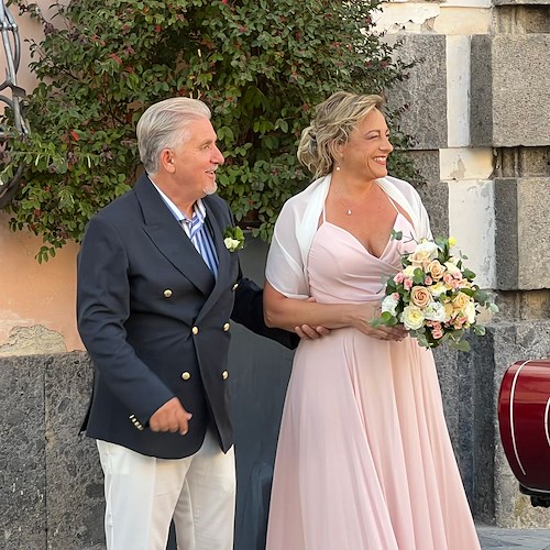 Laura e Gaetano: il fatidico "Sì" ai Giardini di Palazzo Mezzacapo /foto