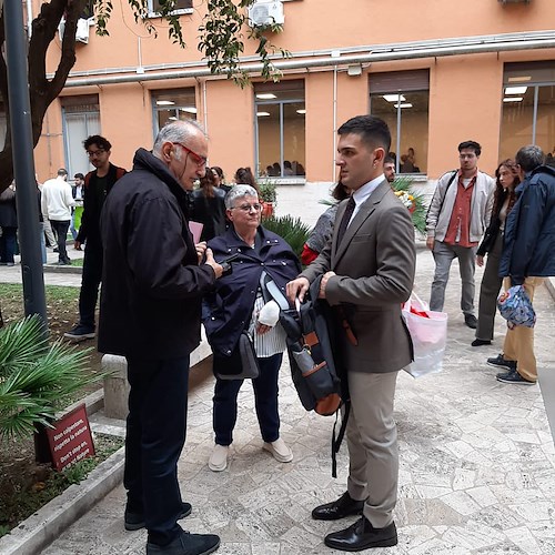 Laurea da 110 e lode in Relazioni Internazionali per Vittorio Ruocco