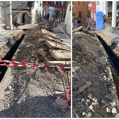 Lavori fognari a Positano, aperto l’ultimo scavo in via Colombo