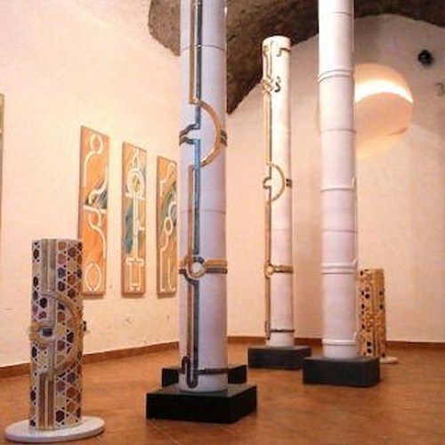 Le 'Alchimie' di Carmine Piro in mostra al sito archeologico della Trinità di Ravello