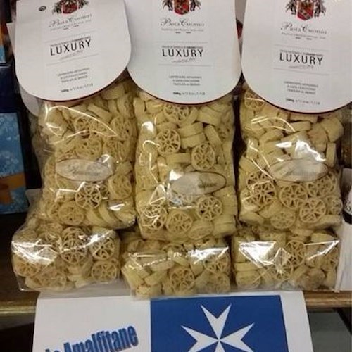 'Le Amalfitane', ecco la pasta con la croce ottagona. L'idea del Pastificio Cuomo di Gragnano