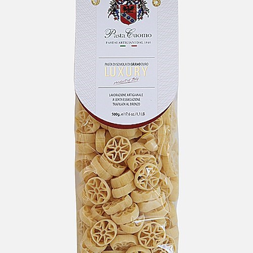 'Le Amalfitane', ecco la pasta con la croce ottagona. L'idea del Pastificio Cuomo di Gragnano