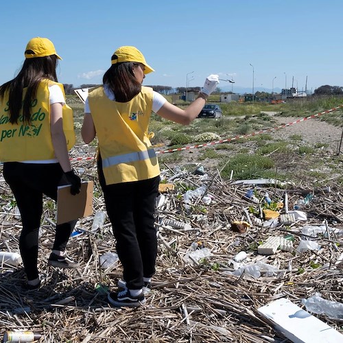 Legambiente presenta l’indagine Beach Litter 2023: in Campania 1.939 rifiuti ogni 100 metri di spiaggia