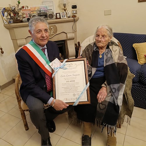 Lucia Laura Sangenito è la donna più longeva della Campania. Residente a Sturno (AV), ha festeggiato 113 anni /foto