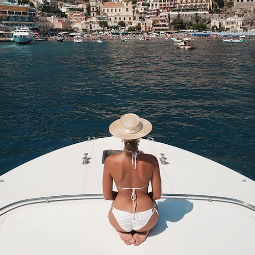 Luna di miele in Costiera Amalfitana per la cantautrice Leona Lewis 