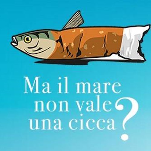 ‘Ma il mare non vale una cicca?’ ad Amalfi campagna contro mozziconi sigarette su spiaggia