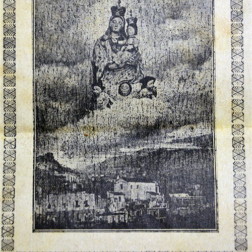Maiori 1921: preghiera alla Madonna del Principio