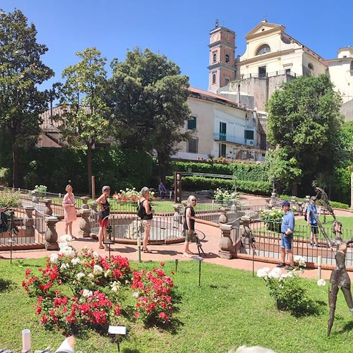 Maiori, Giardini in Arte: dal 19 giugno in esposizione le opere di Laura Napoletano e Giulia Reale 