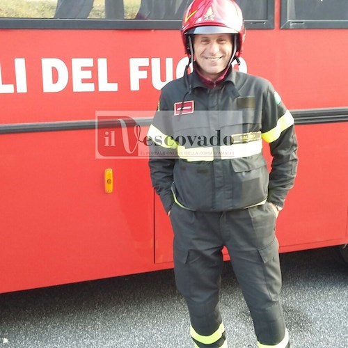 Maiori, il capo reparto dei Vigili del Fuoco Salvatore Capone va in pensione dopo 33 anni di servizio