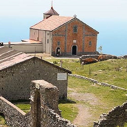 Maiori: il pellegrinaggio all'Avvocata, tra fede e tradizione
