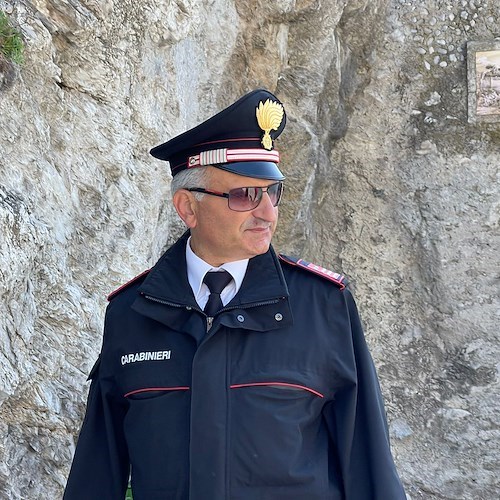 Maiori, incendio alla Torre La Cerniola di Erchie: fiamme partite dalla cucina /FOTO e VIDEO
