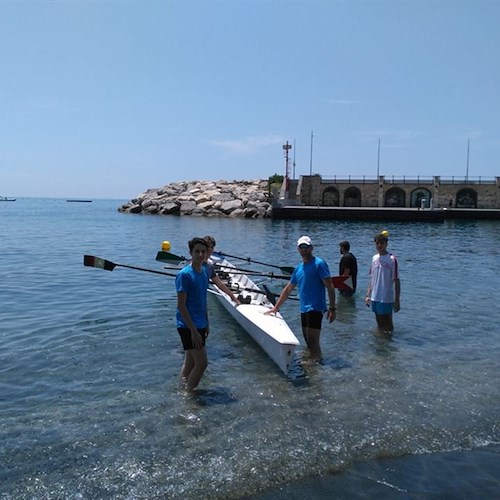 Maiori, Inner Wheel Costiera Amalfitana a sostegno della Canottieri Nesis per aggregazione giovanile