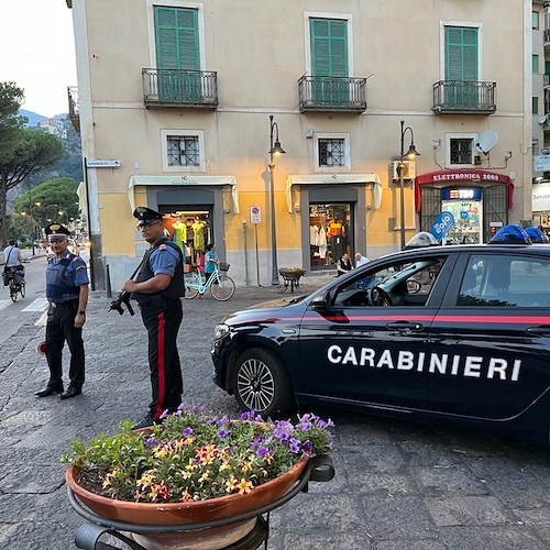 Maiori, trovato in possesso di semi e piantine di marijuana, denunciato 25enne residente