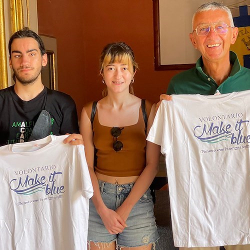 "Make it Blue", a Maiori ragazzi da tutto il Mondo coinvolgeranno i bagnanti in attività di pulizia della spiaggia