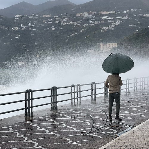 Maltempo, prorogata di ulteriori 12 ore allerta meteo gialla in Campania