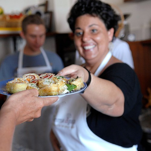 Mamma Agata Cooking School ricerca 2 figure da integrare nel suo staff a Ravello