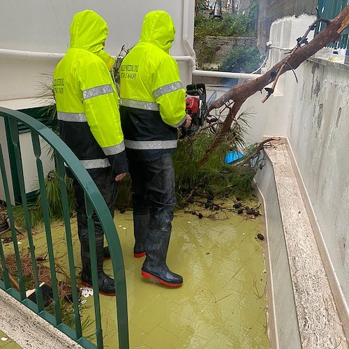 Mareggiate e nubifragi in Costiera Amalfitana: monitoraggio e prevenzione hanno ridotto i disagi [FOTO]