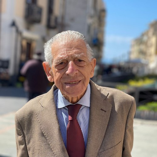 Mario Della Mura compie 90 anni, gli auguri de "il Vescovado"