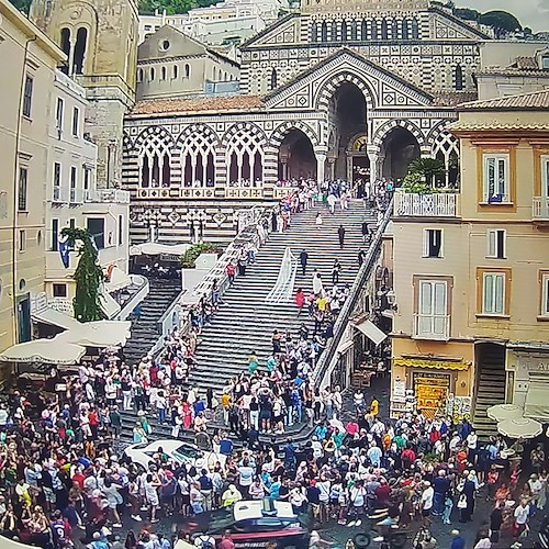 Matrimonio da favola ad Amalfi per Francesca Faratro e Ciro Contaldo 