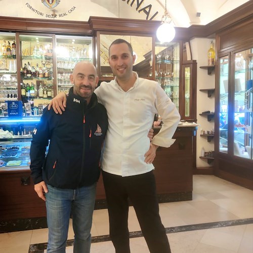 Matteo Bassetti in Costiera Amalfitana: dalle terrazze del Belmond Hotel Caruso alla Pasticceria Pansa /Foto