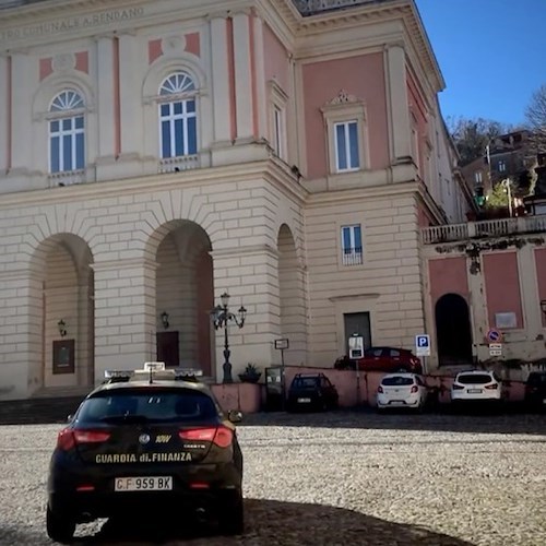 Maxi frode allo Stato, in 900 percepivano indebitamente reddito di cittadinanza: coinvolto CAF di Cosenza