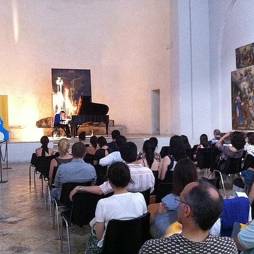 “Meet the faculty”, giovedì 7 luglio pianisti da tutto il mondo si esibiranno al Museo diocesano di Amalfi 