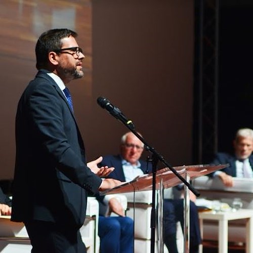 Ministro De Vincenti inaugura “I Colloqui di Ravello su Arte, Scienza e Cultura” 
