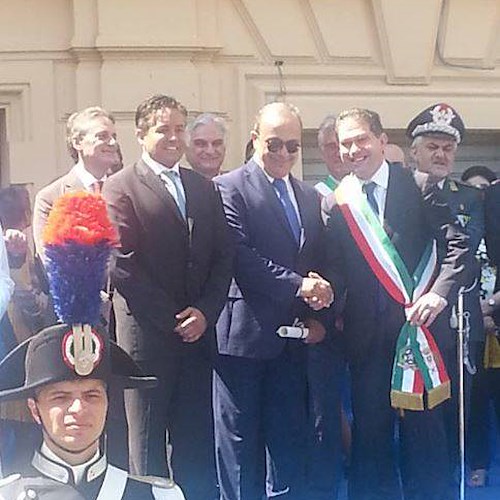 Minori: Carlo De Riso Cavaliere dell'Ordine al Merito della Repubblica italiana /FOTO