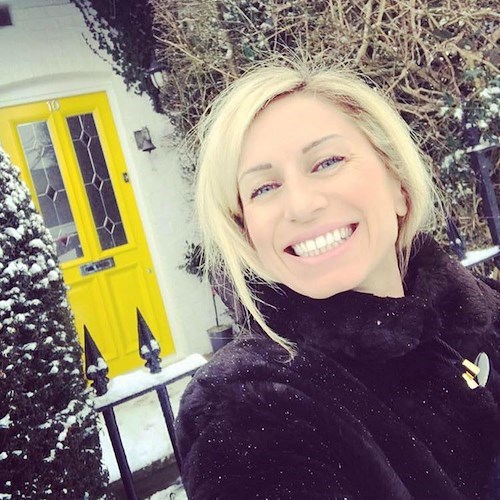 Minori: Cinzia Apicella festeggia il suo compleanno, gli auguri dagli amici del cuore