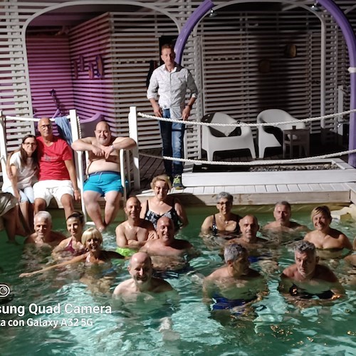 Minori, classe 1969 si riunisce per una serata relax in OtiumSpa sul Mare /Foto /Video