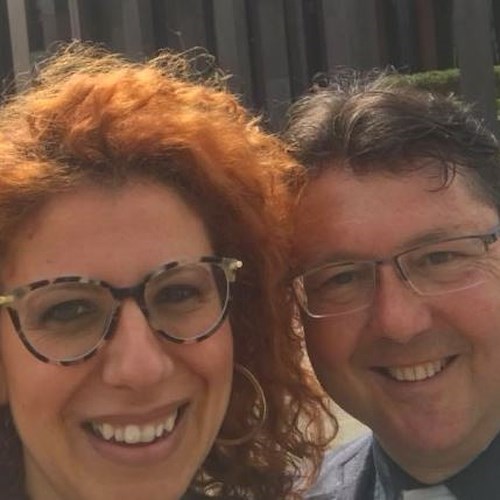 Minori, la foto su Fb dopo l'udienza di divorzio: «Da coniugi si può fallire ma da genitori no»