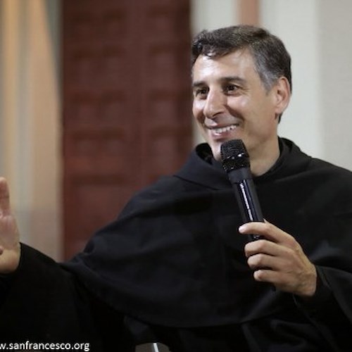 Minori ospita Padre Enzo Fortunato: domenica 18 Santa Messa in Basilica e intervista con Gigi Marzullo