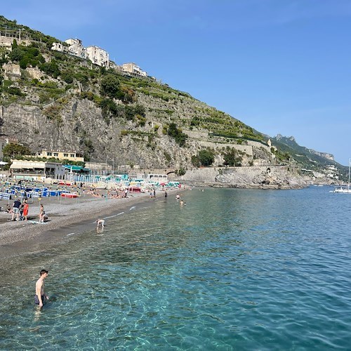 Minori, Sindaco Reale replica a Goletta Verde: «Attività superficiale che crea confusione. ARPAC attesta balneabilità del nostro mare»