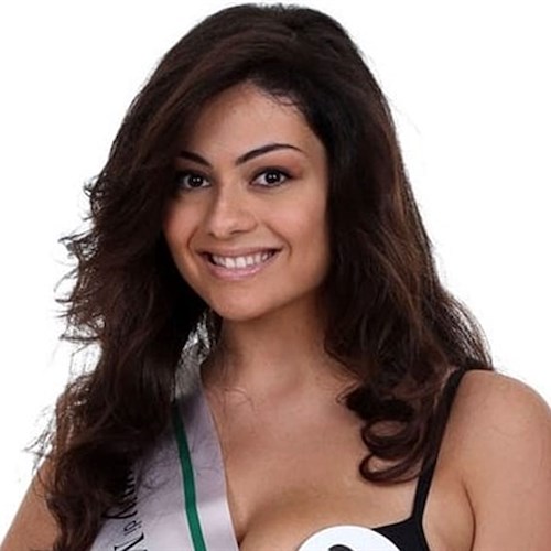  Miss Italia: Paola Torrente di Angri e' la seconda delle curvy