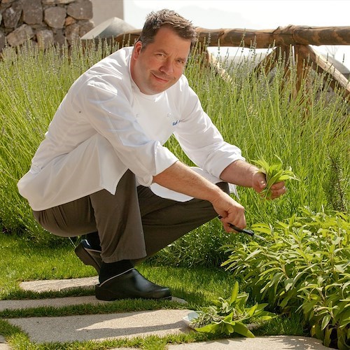 Monastero Santa Rosa Hotel di Conca dei Marini riapre il 5 aprile