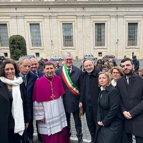 Monsignor Turturro è arcivescovo titolare di Ravello: alla cerimonia numerosi fedeli provenienti dalla Costa d'Amalfi <br />&copy; Comune di Ravello