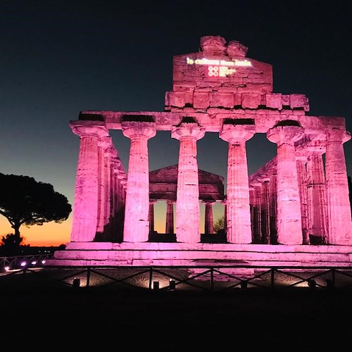 Monumenti in Rosa in Campania. La cultura non isola: Procida Capitale 2022