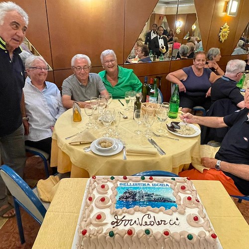 Antonio è l'ultimo a destra.<br />&copy; Associazione pensionati “Orizzonti Sereni”