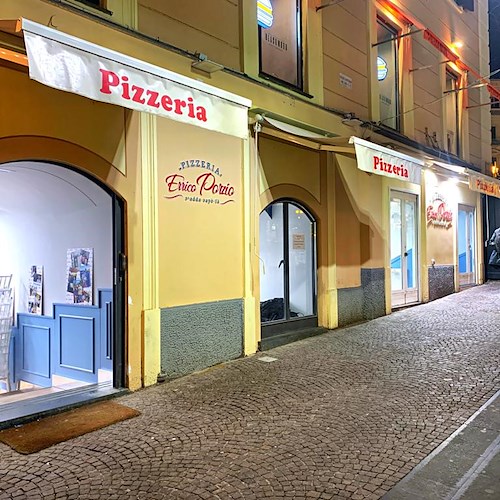 Napoli, Errico Porzio riapre la sede di Via Scarlatti e offre la pizza a tutte le donne